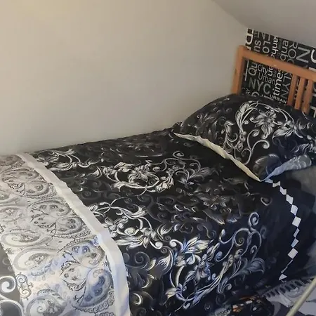 Holiday home Ostoja Rodzinna Przy Parku *