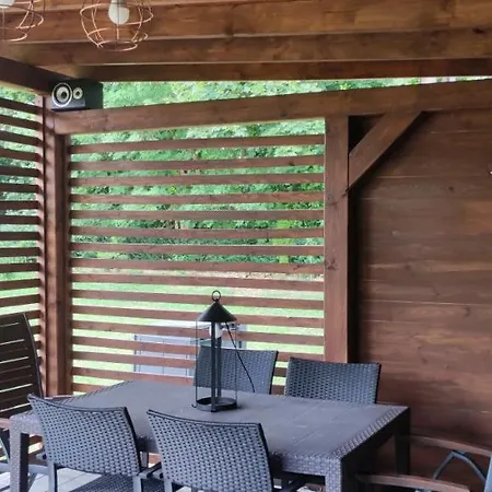 Ostoja Rodzinna Przy Parku Holiday home *