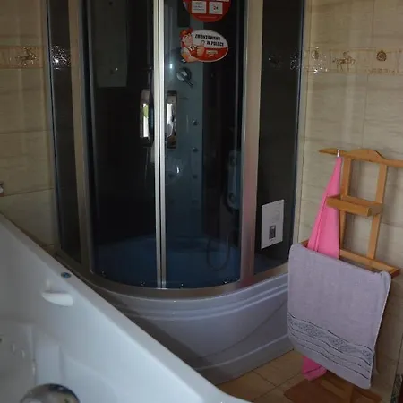 Holiday home Ostoja Rodzinna Przy Parku *