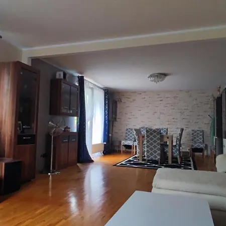Ostoja Rodzinna Przy Parku Holiday home Nowa Wies Koscierska